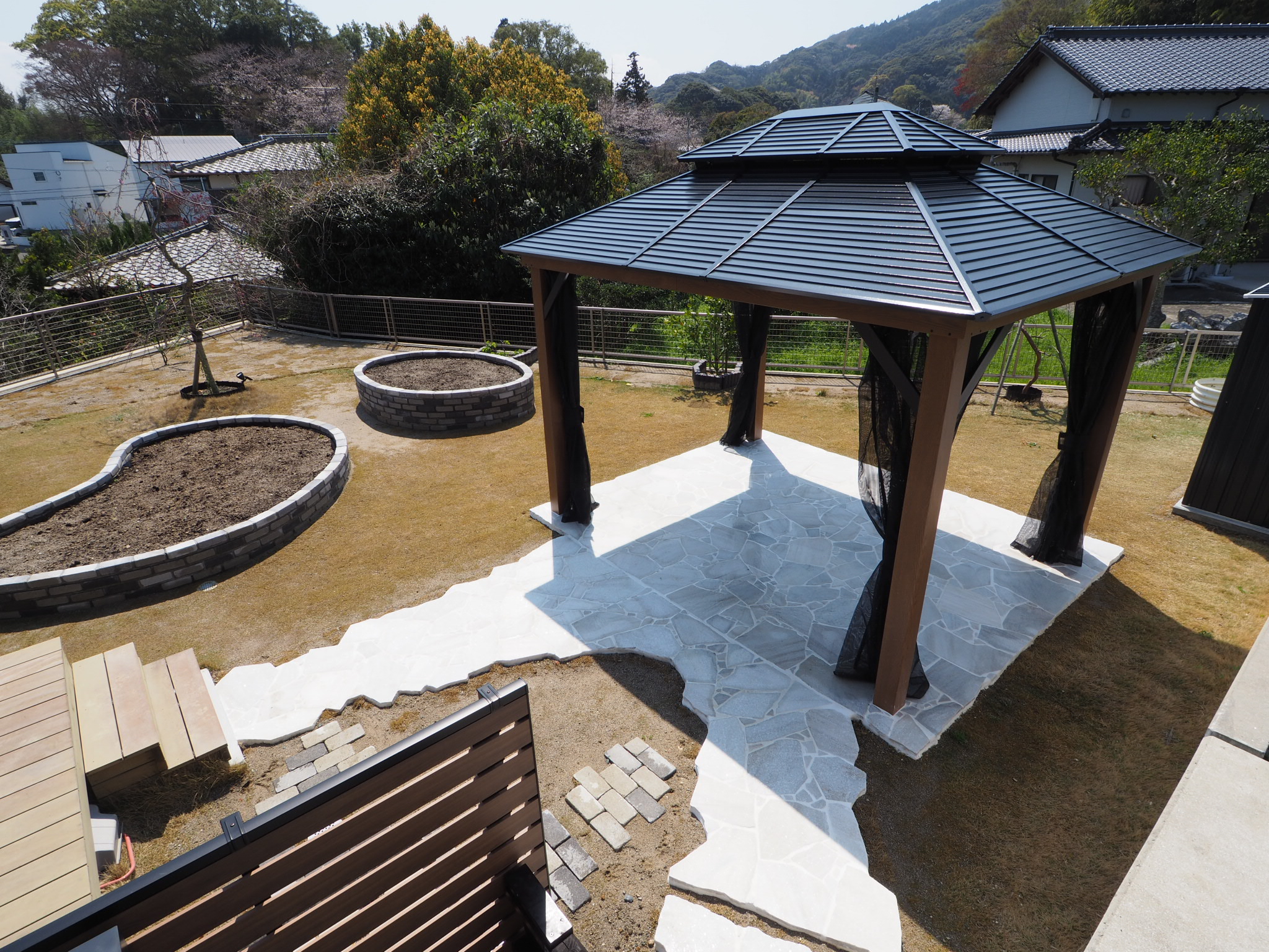 ガゼボ、テラス、ステップのディテール